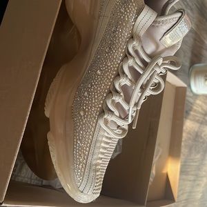 Steve Madden Multi-Blush with Glitter Size 10